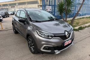 Renault Captur 1.2 benzina 120 cv 2017 Navig retro