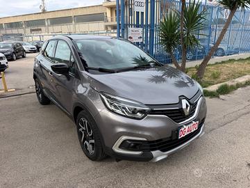 Renault Captur 1.2 benzina 120 cv 2017 Navig retro