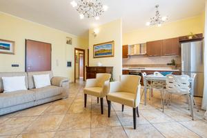 Grazioso quadrivano finemente ristrutturato San Be