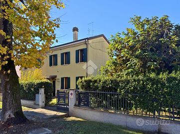 PORZIONE DI BIFAMILIARE A ARGENTA