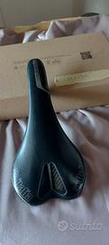 Sella SLR Carbon