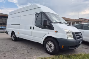 Furgone Ford Transit passo lungo 2.4 TDCi 140CV