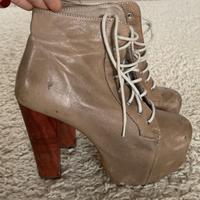 Jeffrey Campbell