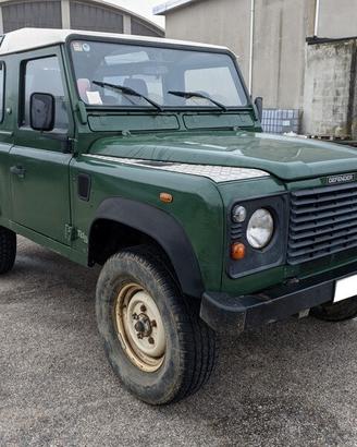 Land Rover Defender 90 2.5 Td5