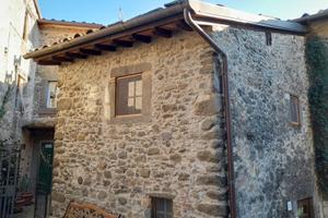 Metato in pietra montagna Appennino Toscano