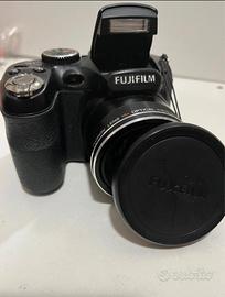 Fujifilm FinePix S1600