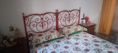 2 Lettini separati in ferro battuto