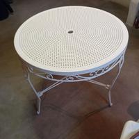 Tavolo giardino in ferro bianco