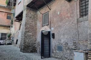 RUSTICO A GENZANO DI ROMA