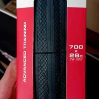 NUOVI  copertoni (tubless) 700x28 