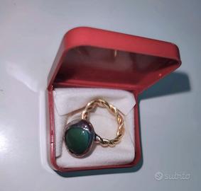 Anello con giada lavoro artigianale 