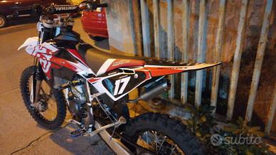 Husqvarna WR 125 - 2010