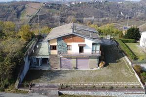 CASA INDIPENDENTE A PARODI LIGURE