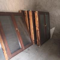 Finestre in legno triplo vetro con scuri