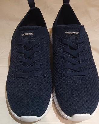 SKECHERS BLU MEMORY FOAM 37