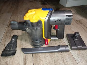Aspirapolvere Dyson DC30