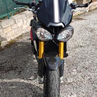 Triumph Speed triple 1050 