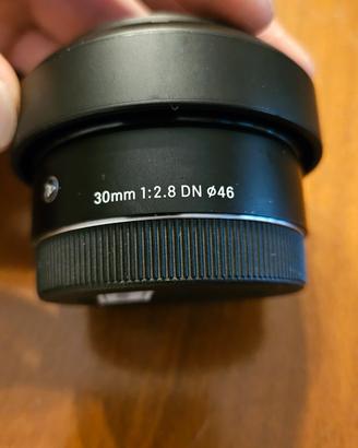 Sigma 30mm f/2.8 DN per Sony E