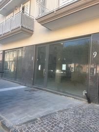 Locale Commerciale Cardito