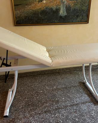 Lettino per centro estetico o ambulatorio