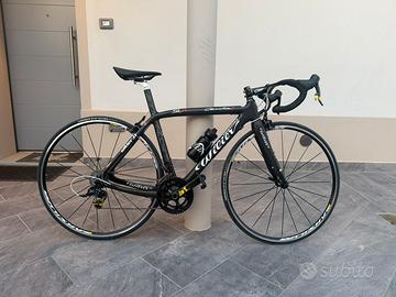 Bici da corsa wilier superleggera cento1 slr