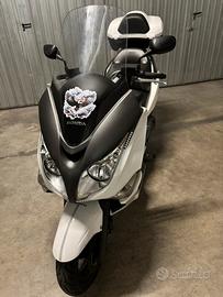 Honda- SW-T400 2012