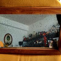 specchio e sterilizzatore medico da barbiere 