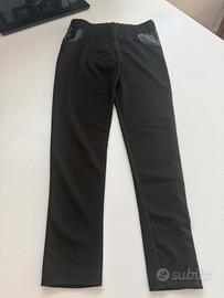 Leggings neri  inserti in finta pelle nera
