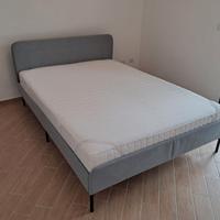 Letto matrimoniale completo alla francese