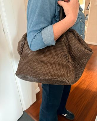 Borsa in pelle intrecciata