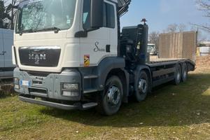 Man tgs 8x2 pianale con rampe e gru