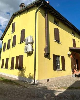 Villa di 610 m² con più di 5 locali e box auto dop