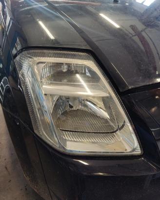 Proiettore destro CITROEN C2 del 2005