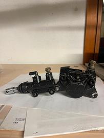 Pinza posteriore della brembo +pompa freno