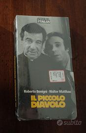 Videocassetta VHS del film 'Il piccolo diavolo'