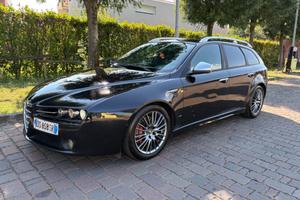 1.9 JTDm 16V Sportwagon Sport Q-Tronic Aut.