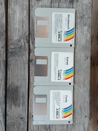 Set Floppy Disk Originali Amiga Workbench 2.05