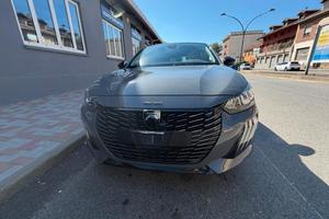 Peugeot 208 1.2 hybrid Allure 110cv e-dcs 6