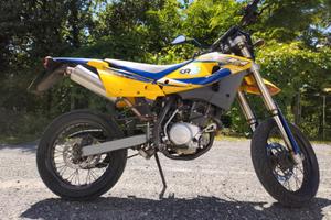 Moto Yamaha 125cc 4T