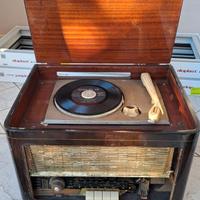 Giradischi- Radio  Vintage