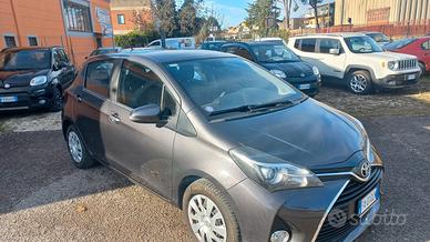 Toyota Yaris 1.0 5 porte Lounge