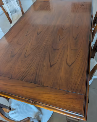 Tavolo in legno Allungabile + 6 sedie grandi