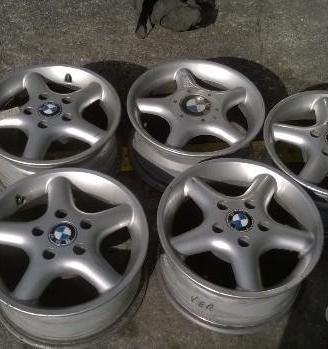 Cerchi in lega BMW 1996 15"