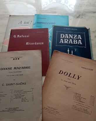 Spartiti per pianoforte.