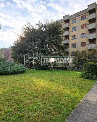 AMPIO QUADRILOCALE CON DOPPI SERVIZI IN ZONA SAN F