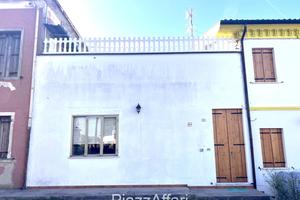 Appartamento al piano terra con ingresso indipende
