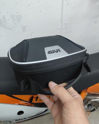 Borsa serbatoio con tanklok