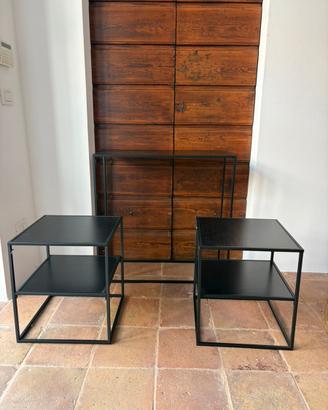 Consolle e comodini o tavolini