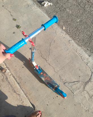 Monopattino Spiderman 