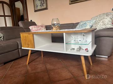 Tavolo da divano